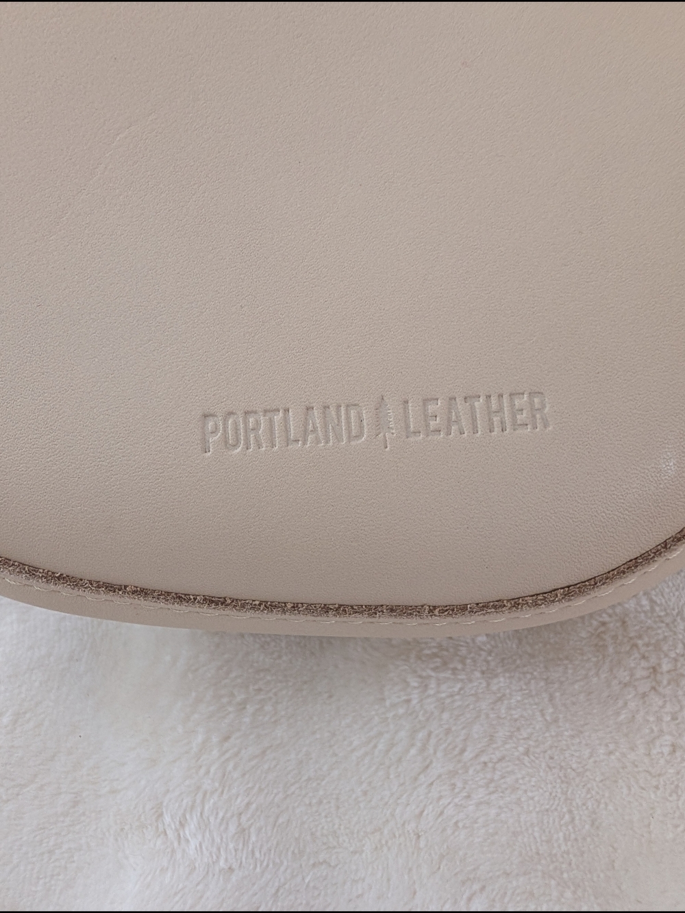 Portland Leather Goods Medium Koala Sling Bag Bone Leather NWT/NEW - Picture 2 of 7